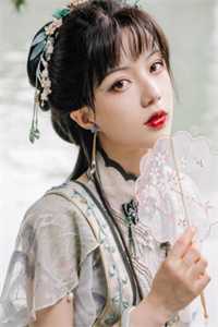 助学金被抢后，我把一箱军功章还给国家周雅胡莉莉免费小说在线阅读全集听书