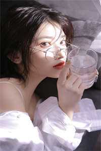 过期白月光易辞姜且精彩小说完本小说下载