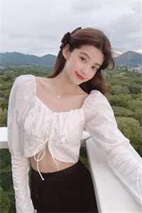 提离婚你装高冷，我发财了你发疯？封庭深容辞抖音小说全本阅读全章节阅读听书