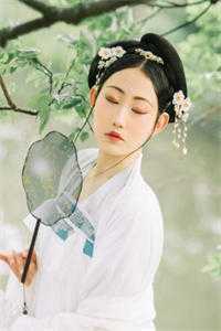 为跟白月光约会，老公将女儿绑上跳楼机白月光周月全本阅读百度云下载txt