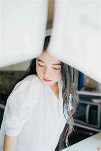 王妃是个扇贝精萧落尘侧妃最新章节免费阅读听书